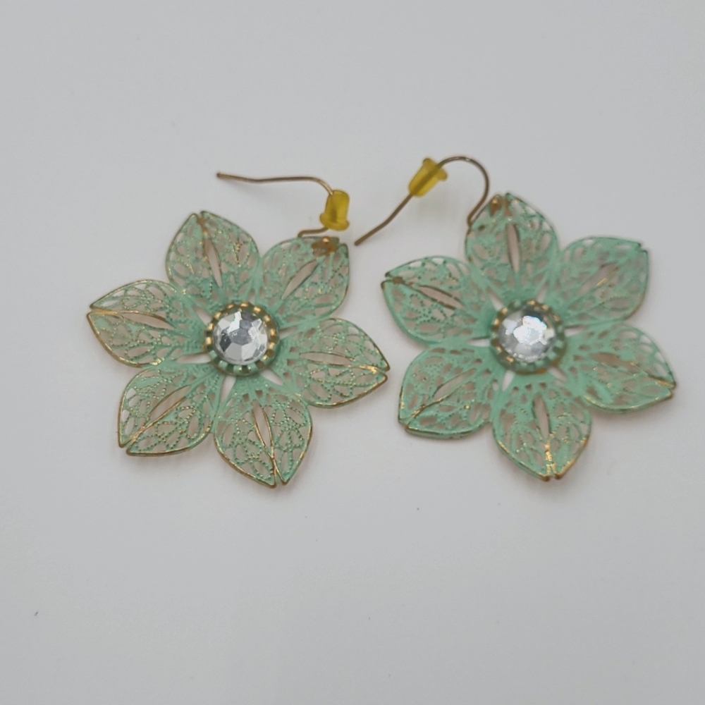Mint Green Flower Lattice Earrings